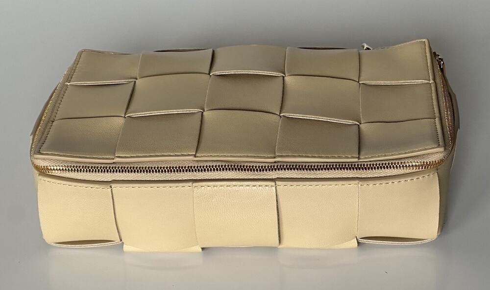 NWT $1250 Bottega Veneta Intrecciato Leather Travel Case Multitan 680212